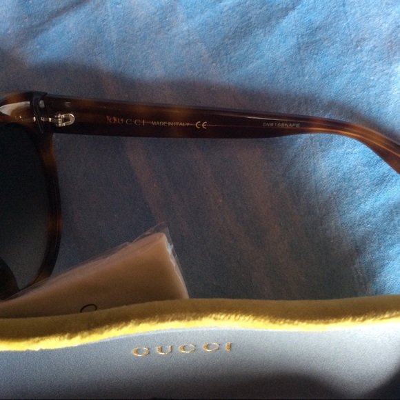 Gucci sunglasses 100% Authentic - Picture 3 of 6